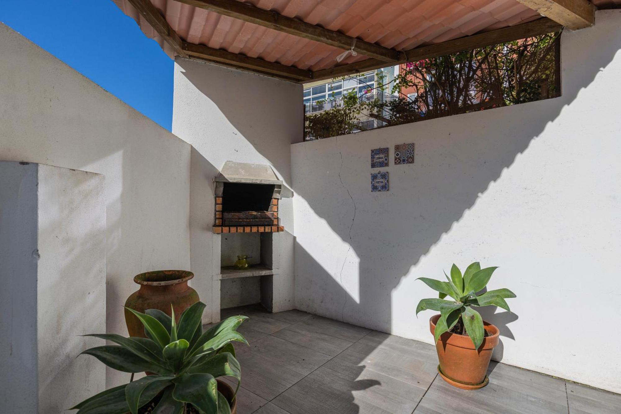 Apartamento Moderno Com Terraco Lisbon Luaran gambar